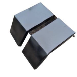 Крило на причіп (залізо/пластик) 1 шт